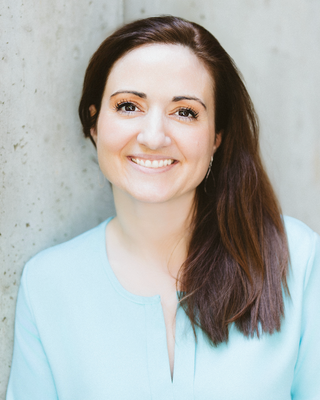Lola Rozan profile image